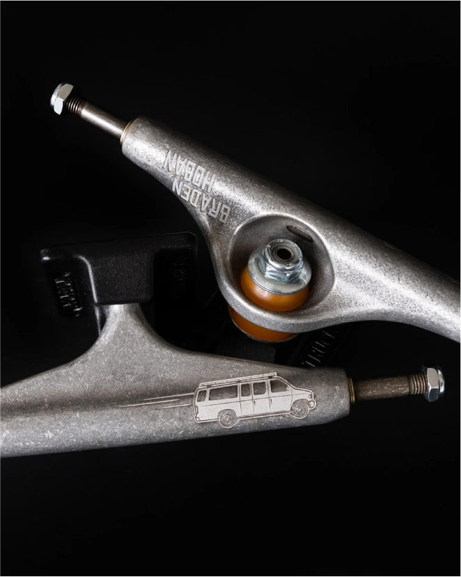 Independent Stage 11 Hollow Hoban Silver/Black Trucks (Set of 2) set