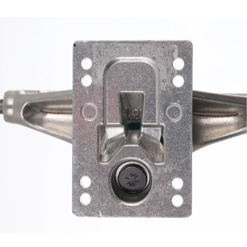 Venture Koston V8 Polished Trucks (Set of 2) baseplate