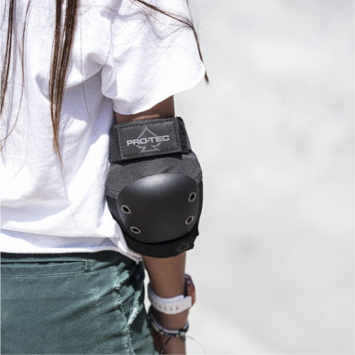 Pro-Tec Vert Elbow Pad Set - Black in use