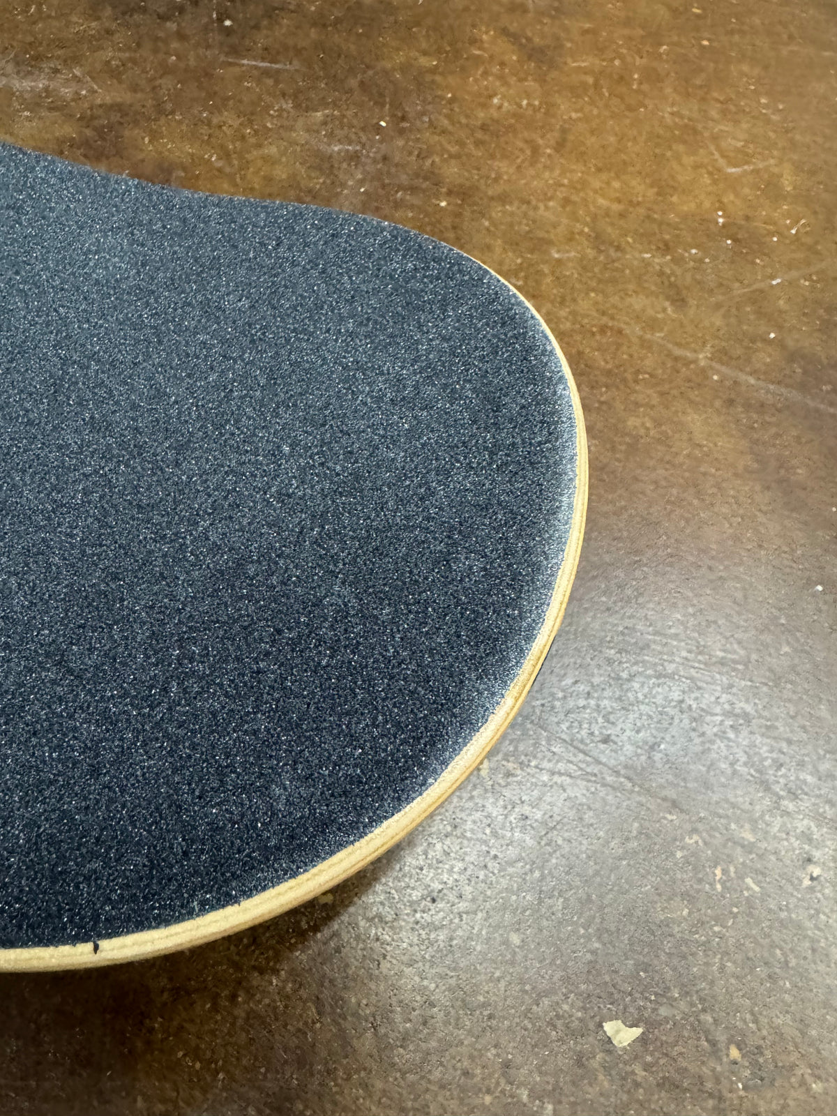 *BLEMISH* Real Mosaic Oval Complete Skateboard Melange 7.5"