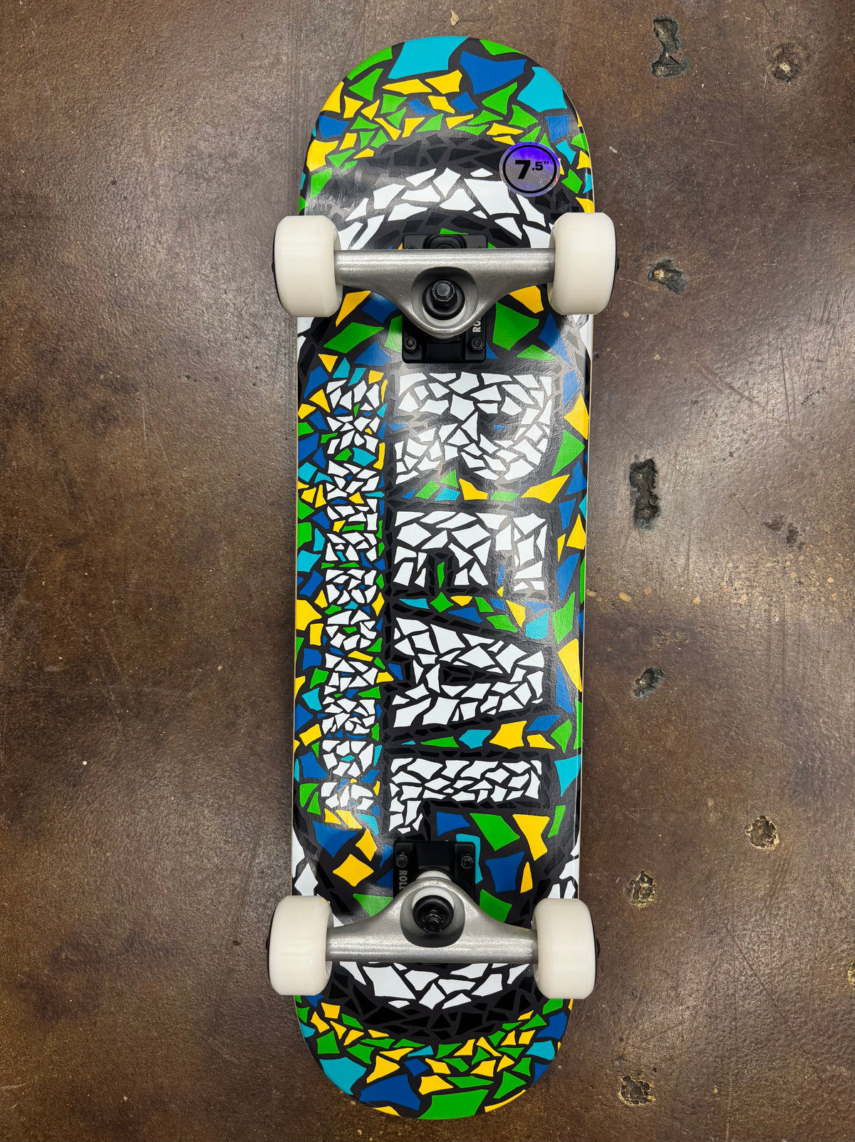 *BLEMISH* Real Mosaic Oval Complete Skateboard Melange 7.5"