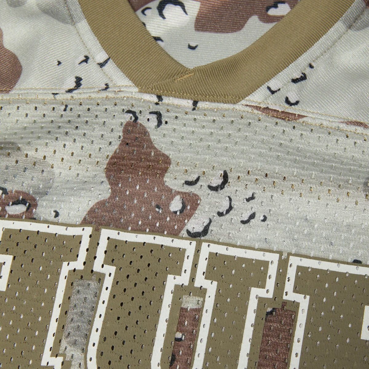 HUF Camo Football Jersey - Brown collar