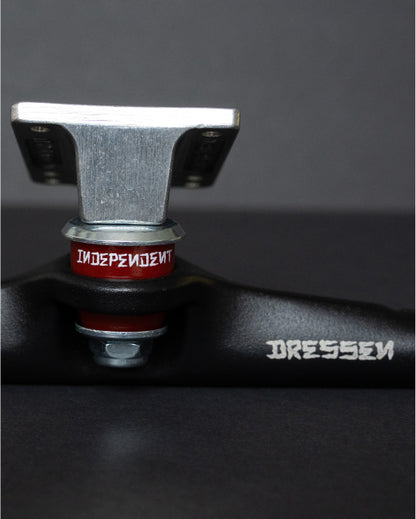 Independent Stage 4 Hollow Dressen Black/Silver Trucks (Set of 2) baseplate