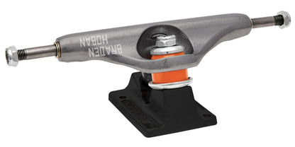 Independent Stage 11 Hollow Hoban Silver/Black Trucks (Set of 2) kingpin