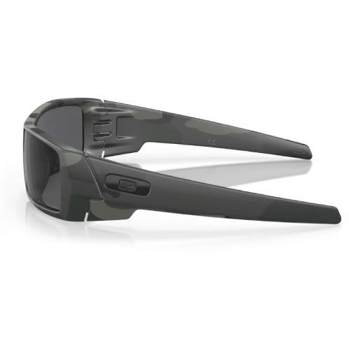 Oakley Gascan - Multicam Black with Grey Polarized side