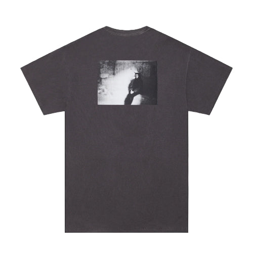 Hockey Waiting Tee - Pepper back